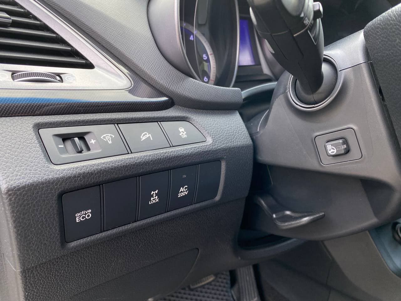 2013 Hyundai Grand Santa Fe — Miniatură 16