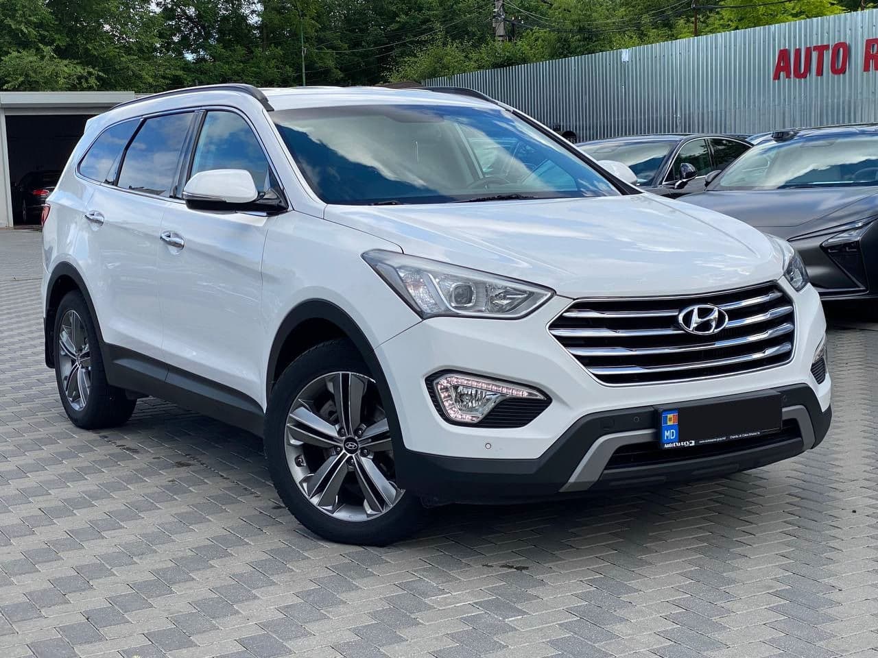 2013 Hyundai Grand Santa Fe — Miniatură 3