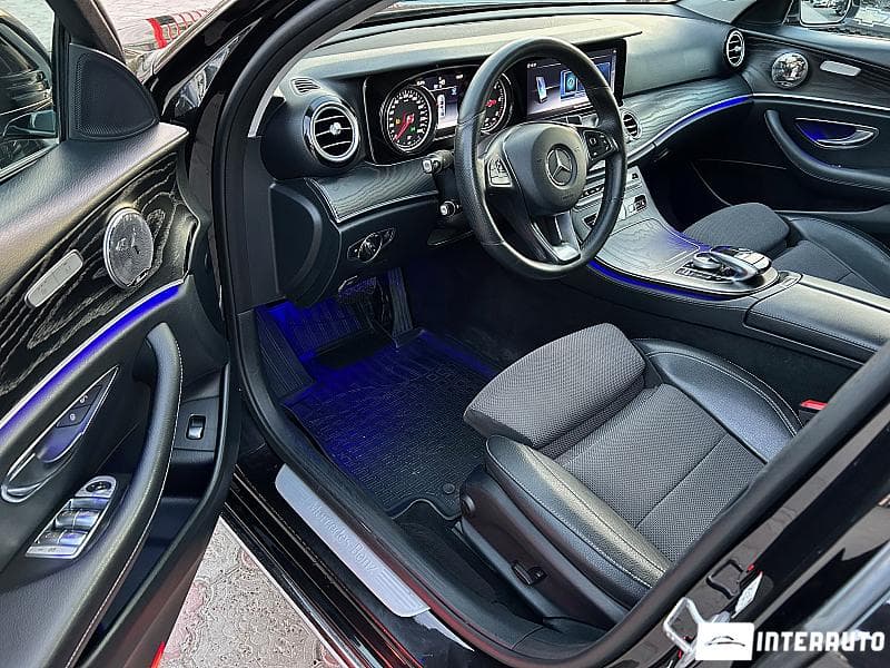 Mercedes E 220 2017 — Миниатюра 6