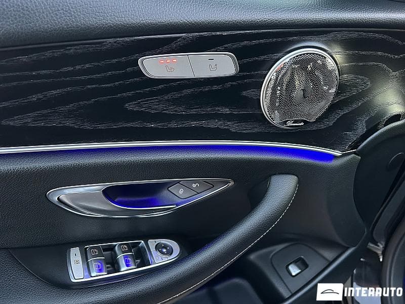 Mercedes E 220 2017 — Миниатюра 7