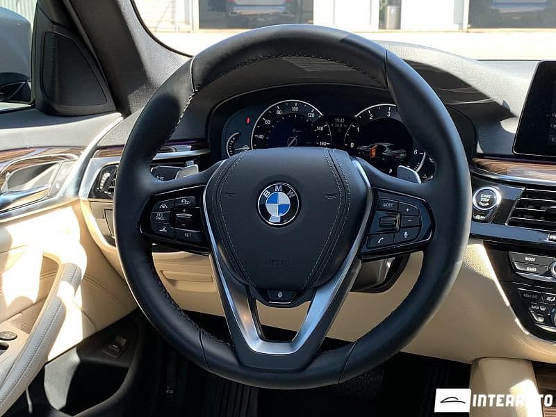 2019 BMW 530 — Miniatură 8