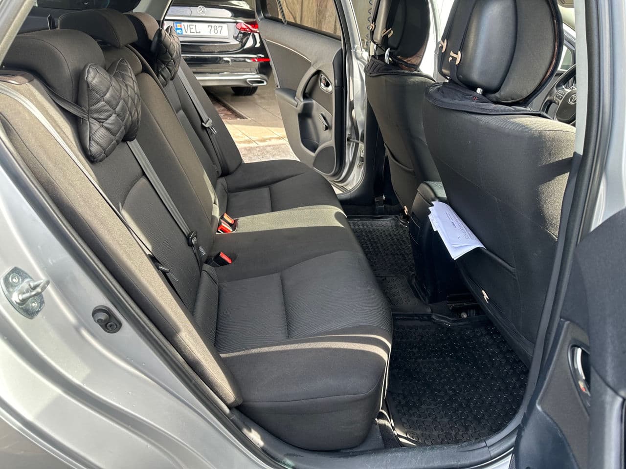 Toyota Avensis 2010 — Миниатюра 15