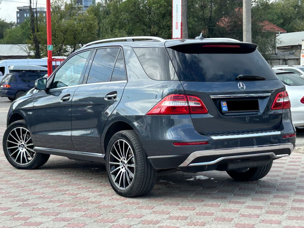 2014 Mercedes ML 250 — Miniatură 2