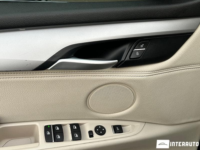 2015 BMW X5 2.5D — Miniatură 16