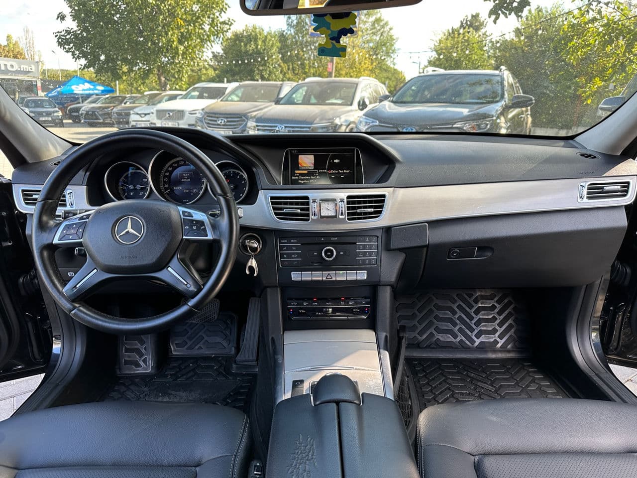 2015 Mercedes E 200 — Miniatură 7