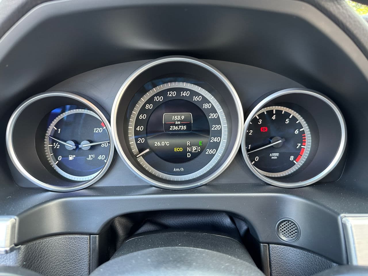 2015 Mercedes E 200 — Miniatură 11