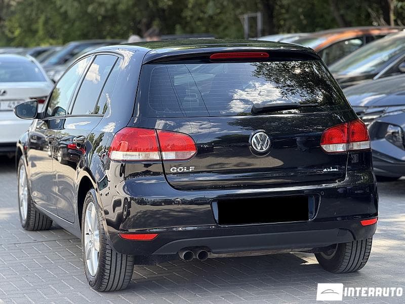 2010 Volkswagen Golf — Miniatură 2