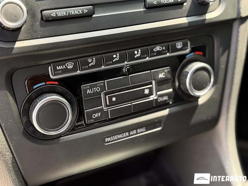 2010 Volkswagen Golf — Miniatură 12