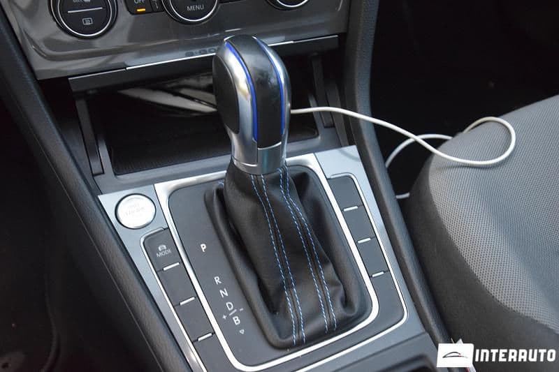 2016 Volkswagen e-Golf — Miniatură 18