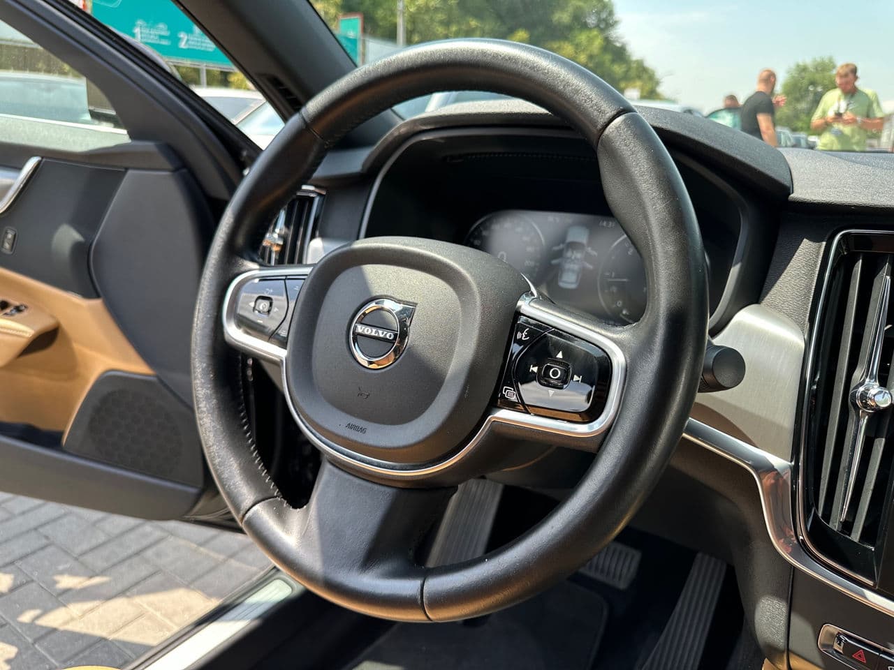 Volvo S 90 2017 — Миниатюра 8