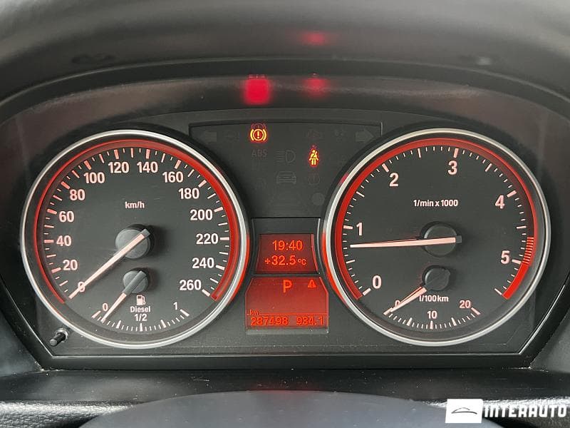 BMW X1 1.8D 2010 — Миниатюра 9