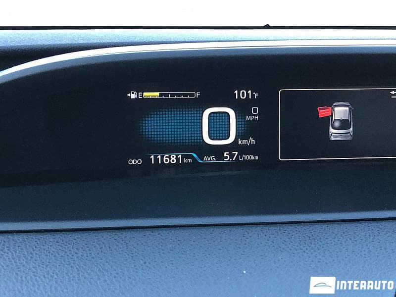 2017 Toyota Prius — Miniatură 8
