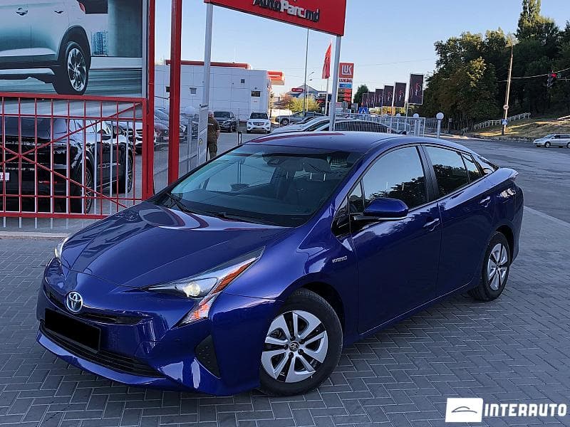 2017 Toyota Prius — Miniatură 2