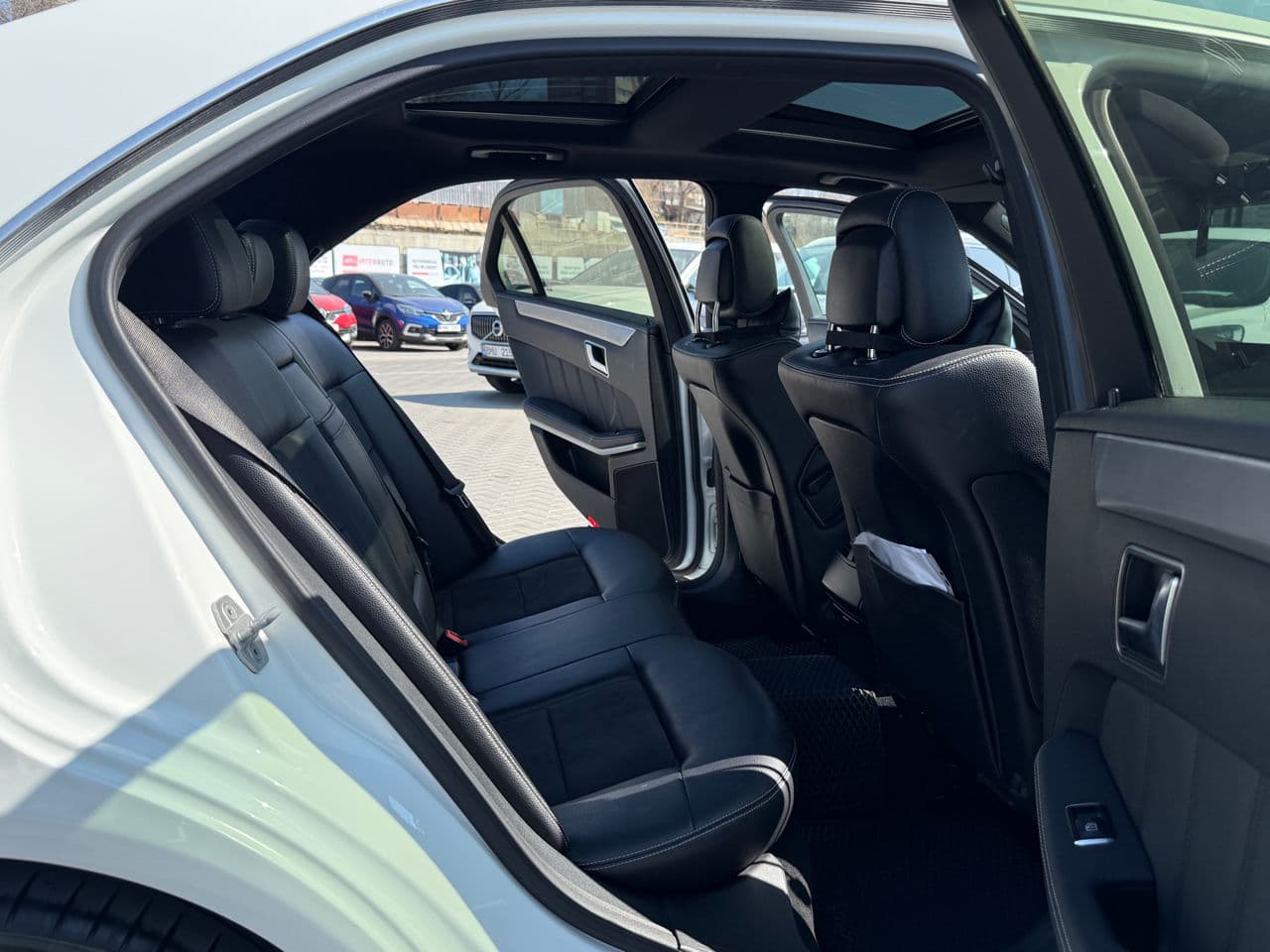 2012 Mercedes E 250 — Miniatură 14