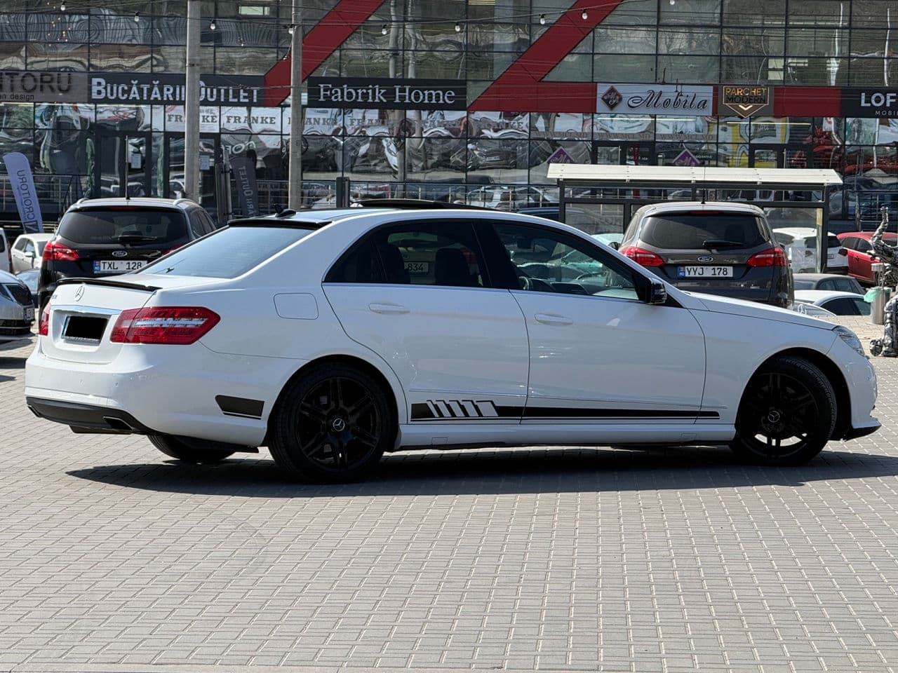 2012 Mercedes E 250 — Miniatură 3