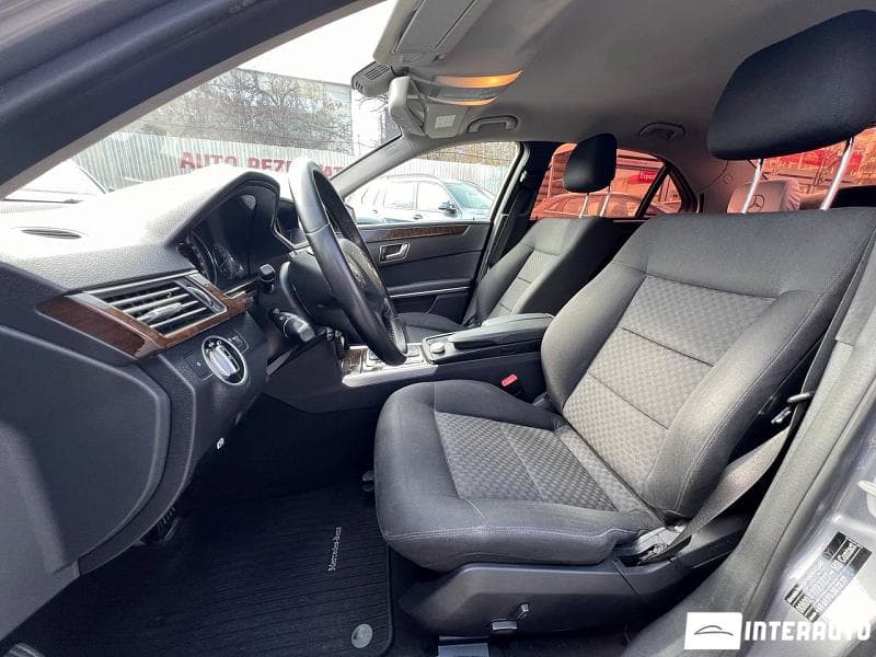 2011 Mercedes E 200 — Miniatură 6