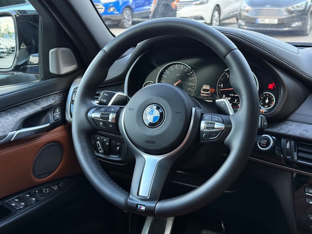 2017 BMW X6 M5.0D — Miniatură 13