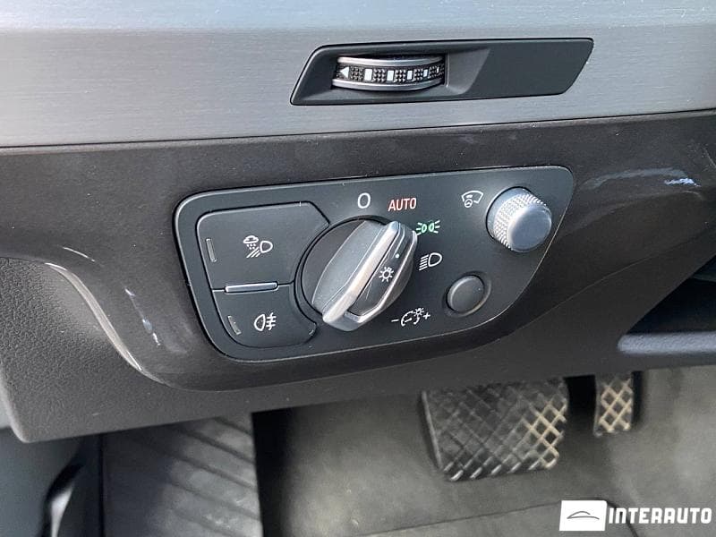 2018 Audi Q7 E-Tron — Miniatură 17