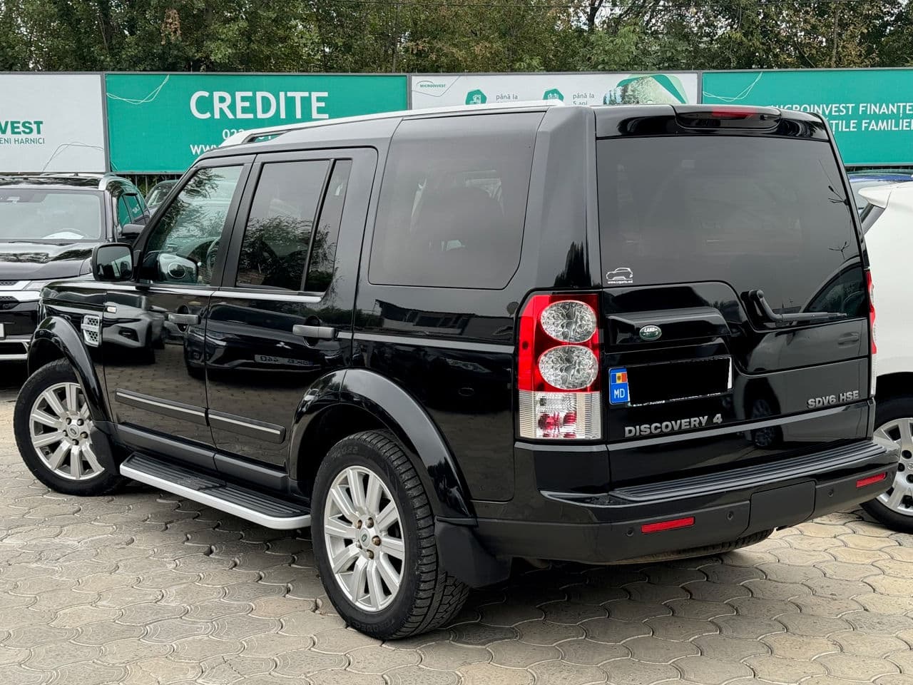 Land Rover Discovery 2012 — Миниатюра 2