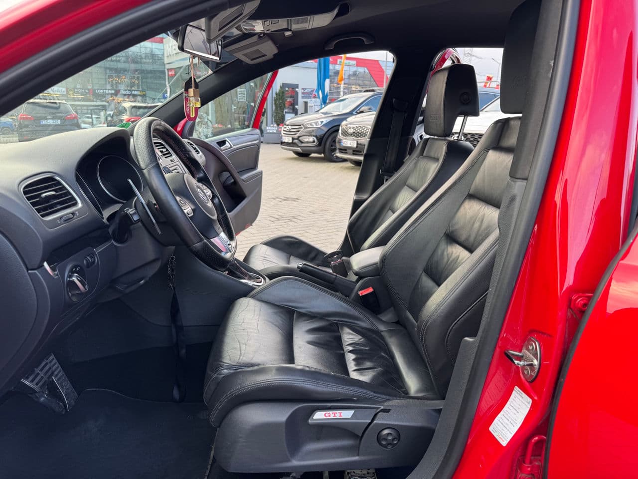 2010 Volkswagen Golf GTI — Miniatură 5