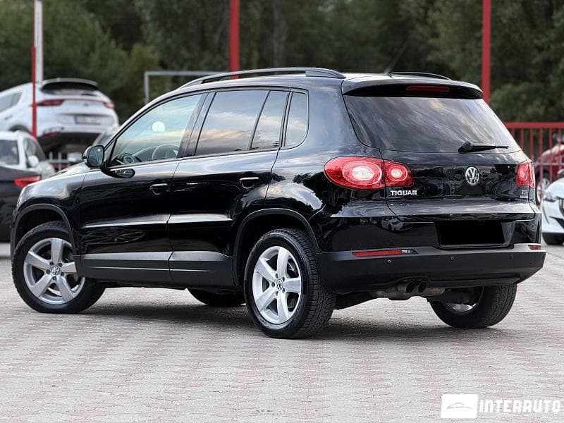 2011 Volkswagen Tiguan — Miniatură 3
