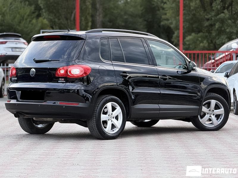 2011 Volkswagen Tiguan — Miniatură 2