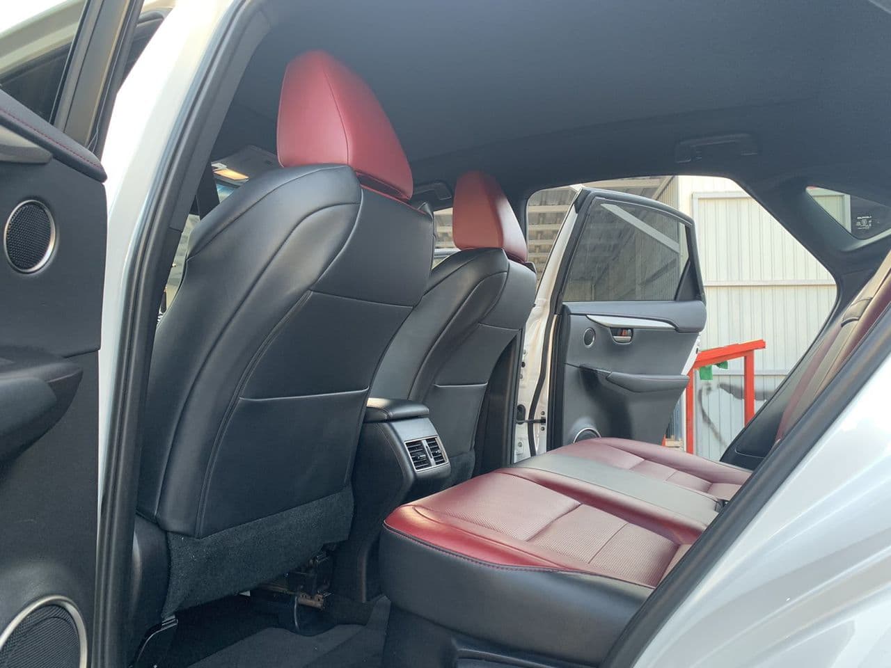 2014 Lexus NX 300H — Miniatură 13
