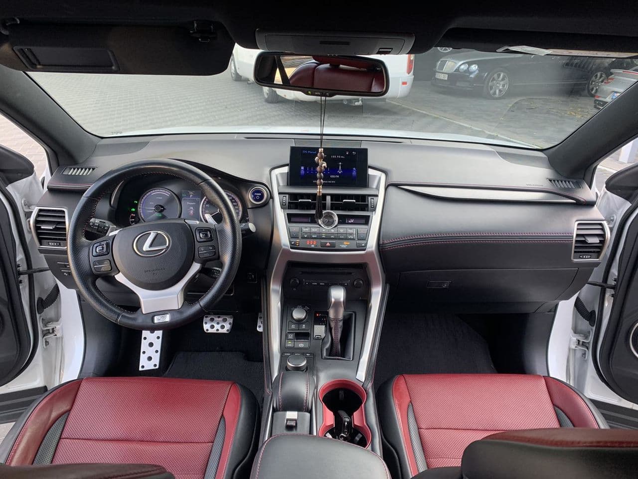 2014 Lexus NX 300H — Miniatură 14