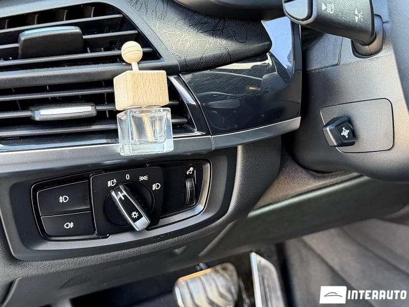 BMW X5 2.5D 2015 — Миниатюра 9