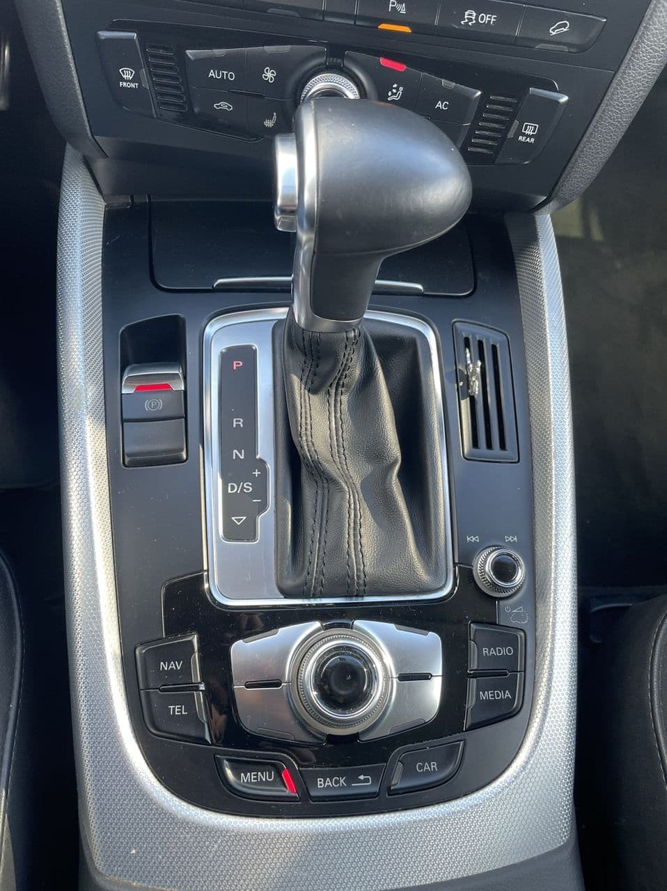 Audi Q5 2012 — Миниатюра 14