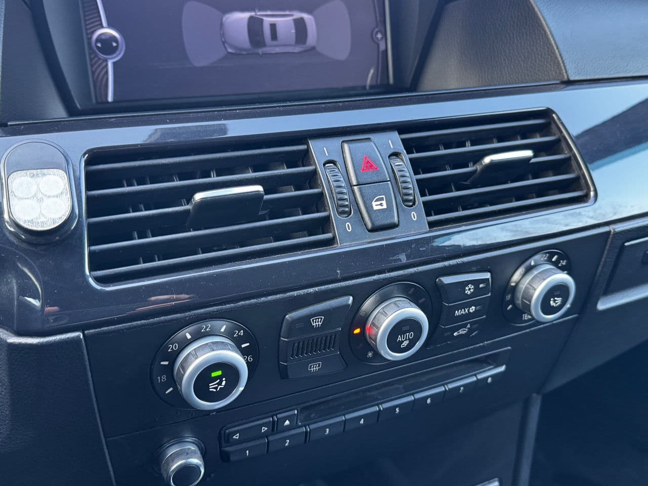 2009 BMW 520 — Miniatură 13