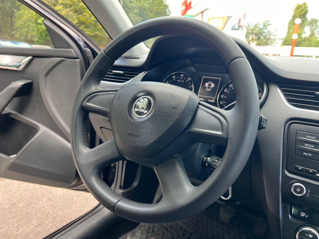2013 Skoda Octavia — Miniatură 10