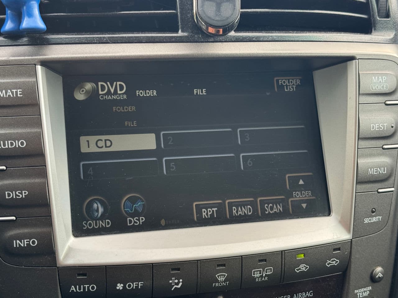 Lexus IS 220d 2006 — Миниатюра 9