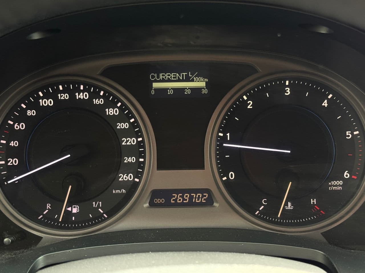 Lexus IS 220d 2006 — Миниатюра 8