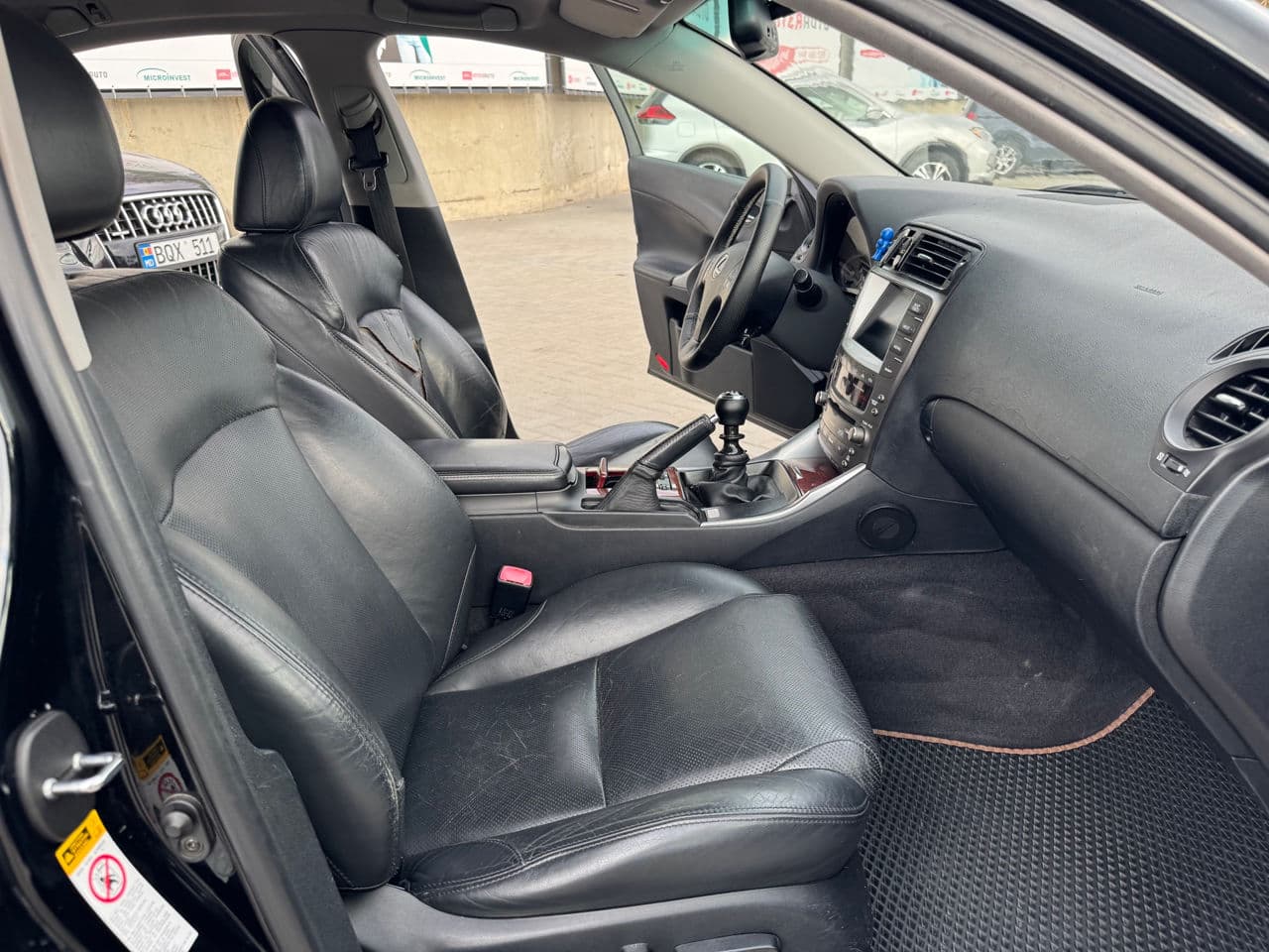 Lexus IS 220d 2006 — Миниатюра 15
