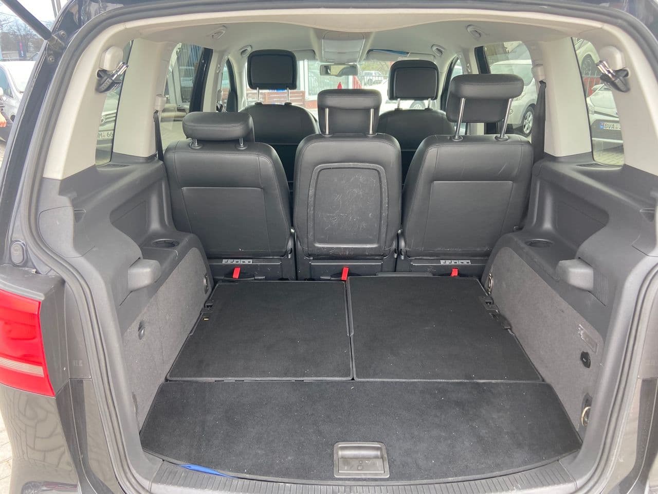2015 Volkswagen Touran — Miniatură 20