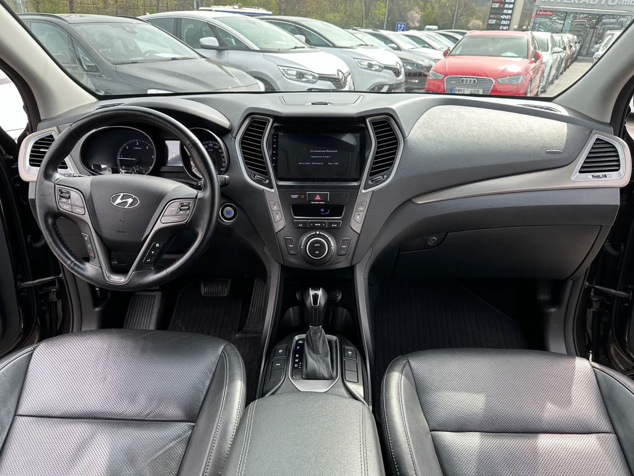 2016 Hyundai Grand Santa Fe — Miniatură 6