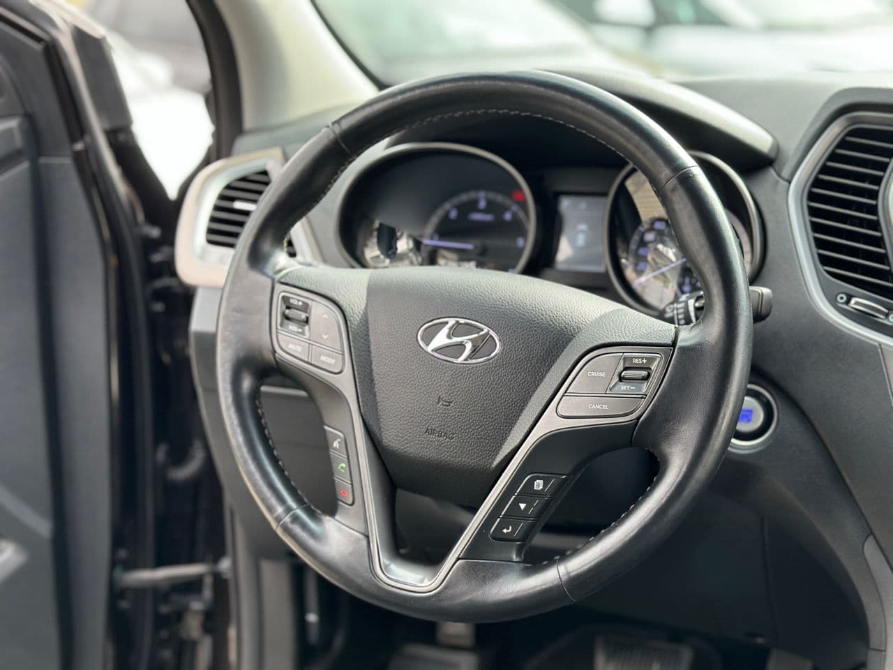 2016 Hyundai Grand Santa Fe — Miniatură 7