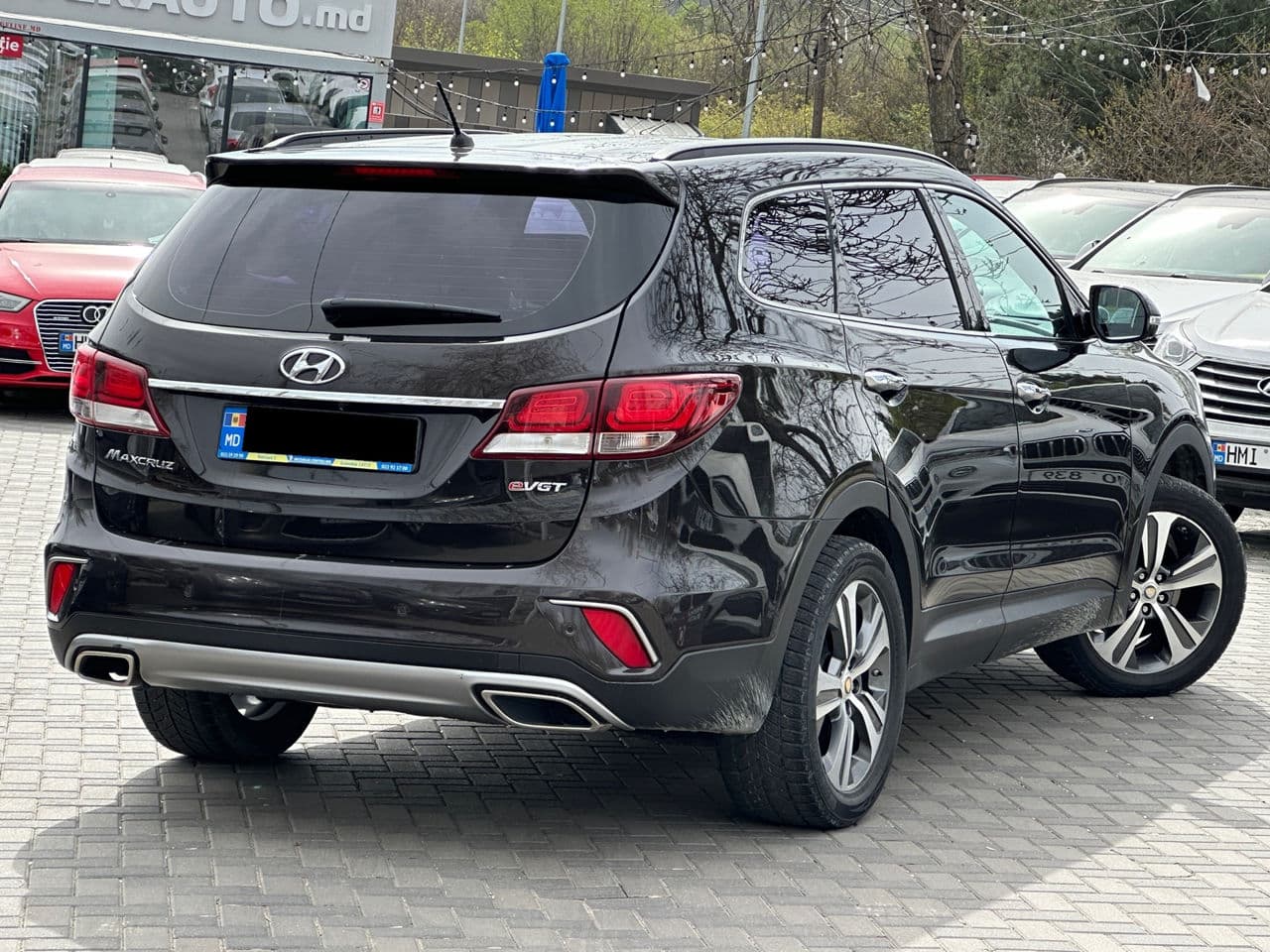 2016 Hyundai Grand Santa Fe — Miniatură 3