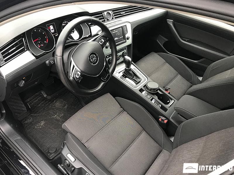 2016 Volkswagen Passat — Miniatură 7