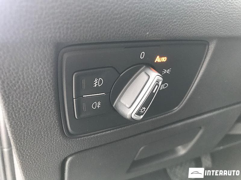 2016 Volkswagen Passat — Miniatură 17
