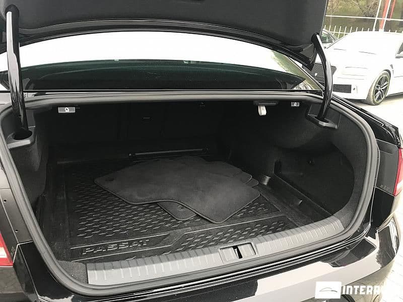 2016 Volkswagen Passat — Miniatură 5
