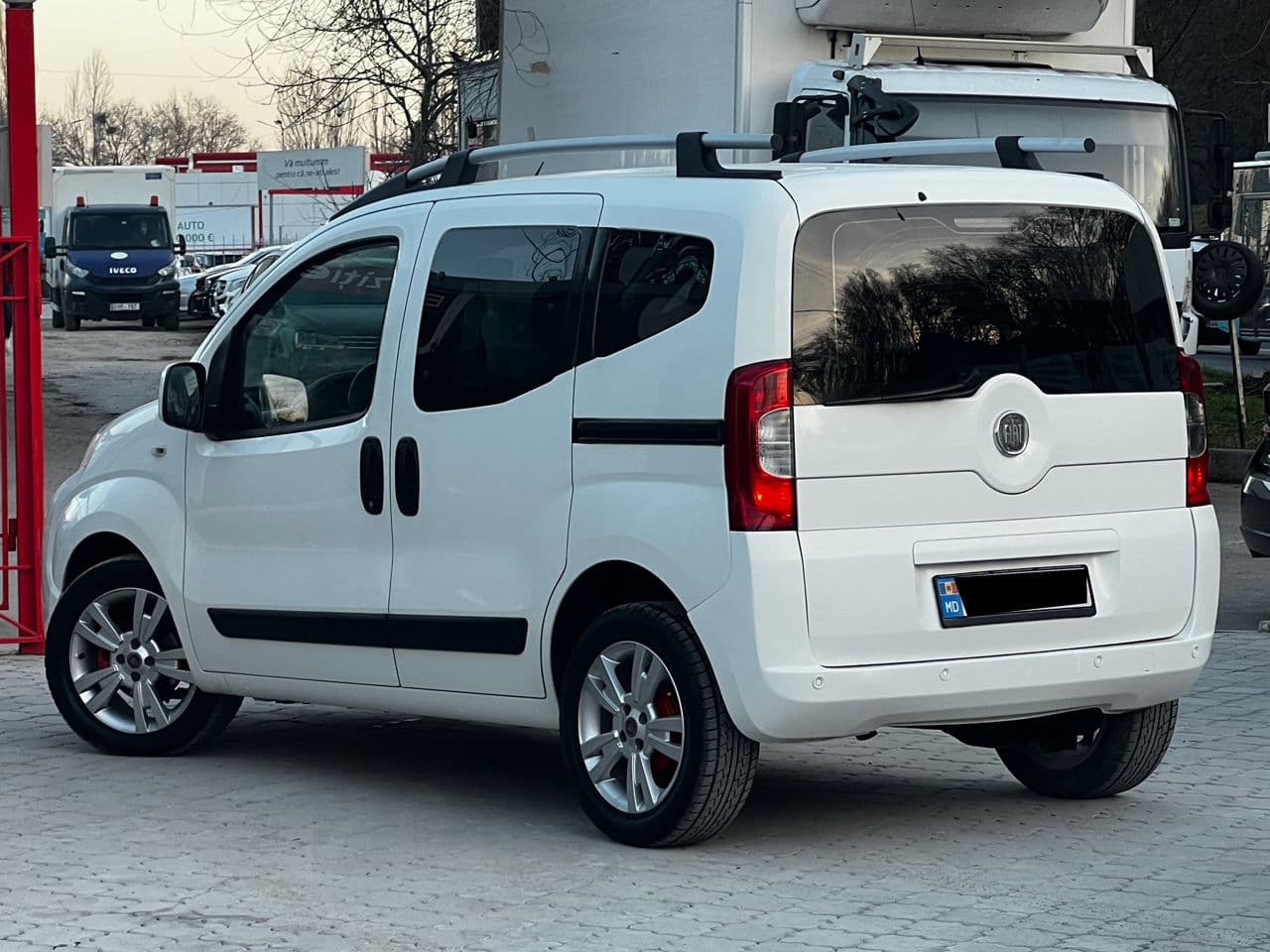 2010 Fiat Qubo — Miniatură 4