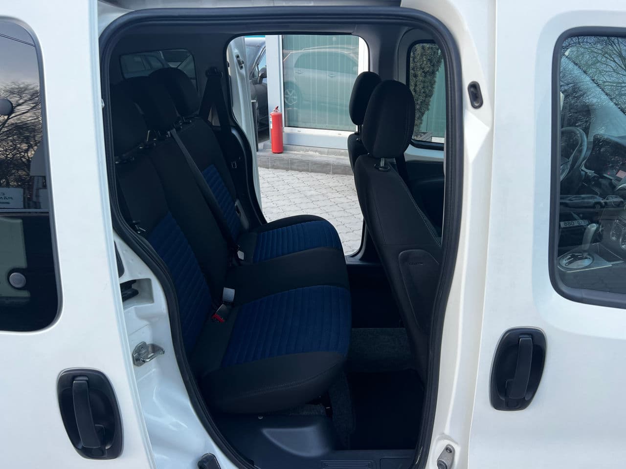 2010 Fiat Qubo — Miniatură 14