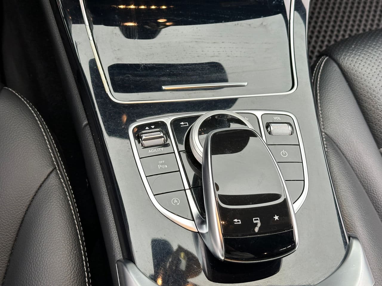 2015 Mercedes C 180 — Miniatură 10