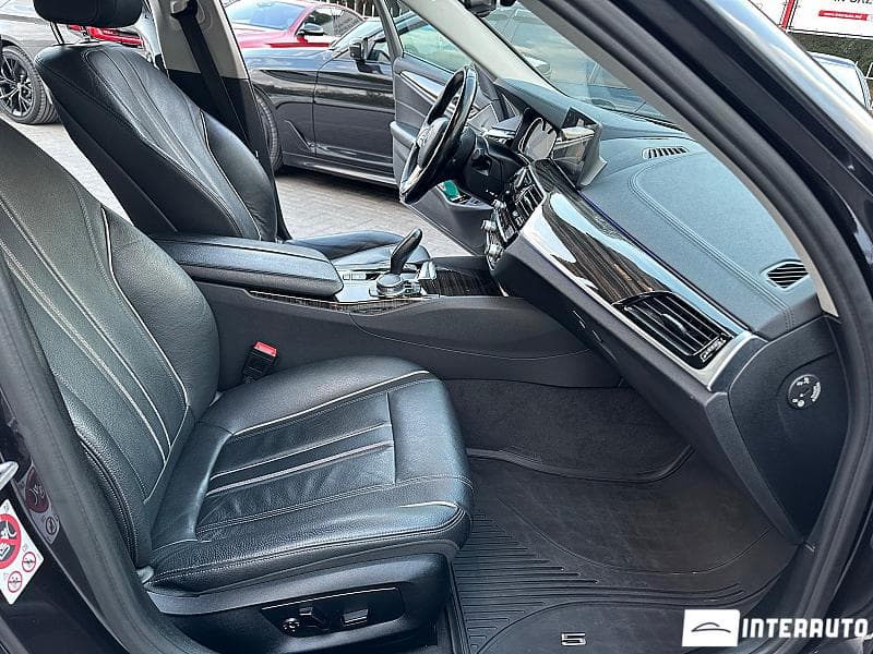 2017 BMW 520 — Miniatură 15
