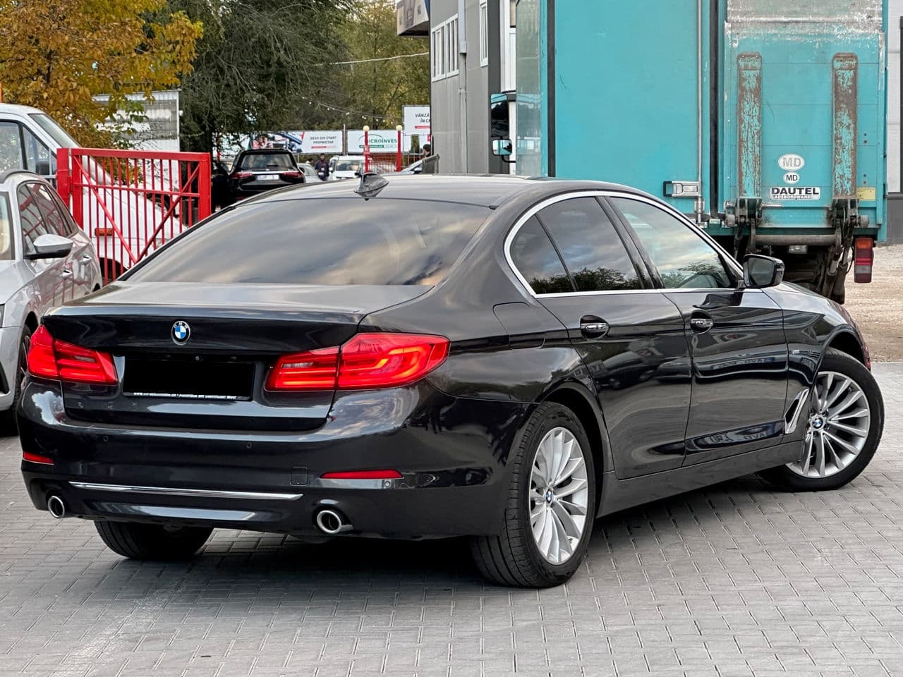 2017 BMW 520 — Miniatură 3