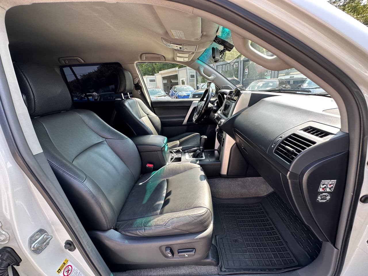 2012 Toyota Land Cruiser Prado — Miniatură 16
