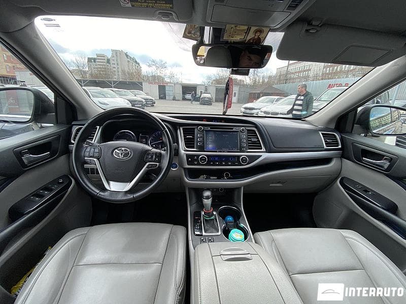 2019 Toyota Highlander — Miniatură 11