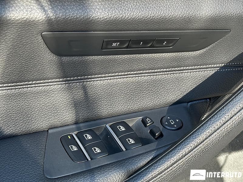 2018 BMW 520 — Miniatură 19
